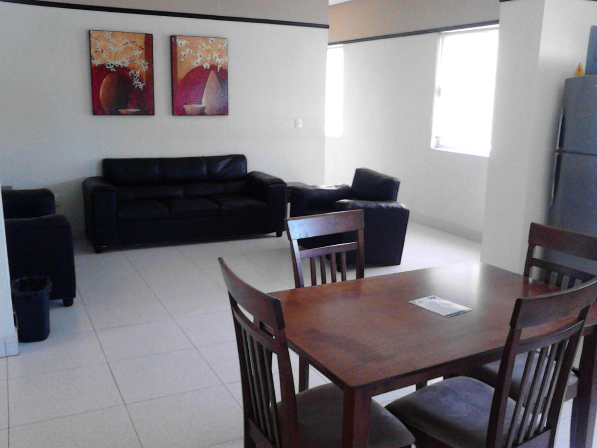 Jalyd Inn Ирапуато Екстериор снимка